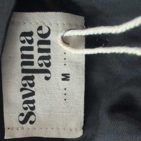 NEW Savannah Jane Keyhole Dress - Picture 5 of 6